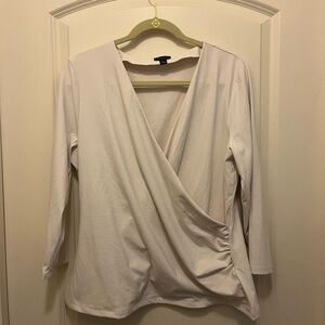 Ann Taylor crossover top size XL in Ivory. Great for work or out to dinner.